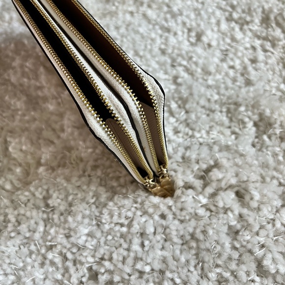 Coach large double corner zip wristlet wallet - Picture 4 of 16